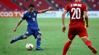 Thailand total sudah mencetak 12 gol dan baru memungut bola sekali hingga babak final Piala AFF 2020. 10 gol tercipta dari dalam kotak penalti (2 penalti), sementara sisanya dicetak di luar kotak penalti. Getty Images/Yong Teck Lim