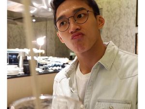 Jonatan Christie Tunangan, Intip Momen Kulinernya Bersama Shanju Eks JKT48 Jonatan Christie Tunangan, Intip Momen Kulinernya Bersama Shanju Eks JKT48