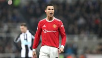 Status tua-tua keladi juga berlaku untuk Cristiano Ronaldo yang ada di urutan kelima. Penyerang 36 tahun ini mencetak 47 gol dari 65 laga bersama Juventus, Manchester United, dan Timnas Portugal sepanjang 2021. Foto: Getty Images/Ian MacNicol