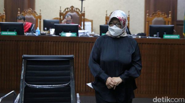 Mantan Direktur Keuangan Jasindo Dituntut 4 Tahun Penjara
