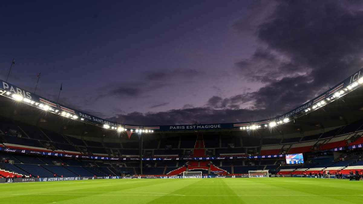 Prancis membatasi jumlah penonton di stadion demi mencegah penyebaran COVID-19. (Foto: Getty Images/Justin Setterfield)