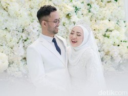 Viral Pernikahan dengan 3 Pelaminan Bikin Bingung, Ini Kisah Sebenarnya