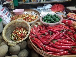 Harga Telur-Cabai di Surabaya Raya Melambung Jelang Tahun Baru