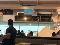 Plafon Ambruk di WTC Surabaya Dipicu Angin Kencang