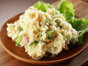 5 Resep Kentang yang Bumbunya Pedas Gurih, Mantap Rasanya 5 Resep Kentang yang Bumbunya Pedas Gurih, Mantap Rasanya