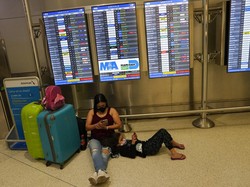 Model Wanita Terbang 1.600 Km Temui Pacar Online, eh Di-ghosting