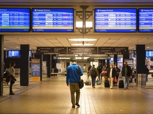 Kasus Omicron Menanjak, Besok RI Tutup Pintu untuk 14 Negara Ini