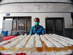 Jelang Akhir Tahun, 44 Petugas Lapas Sumedang Dites Urine