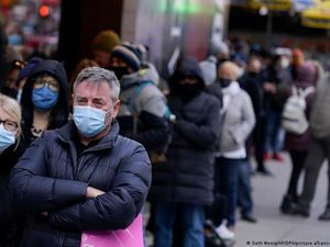 Didominasi Omicron, Kasus Harian Covid-19 AS Tembus Angka 440 Ribu