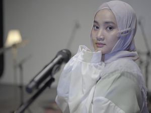 Persembahan Akhir Tahun Fatin Lewat Lagu Bahasa Jepang hingga Live Intimate Session