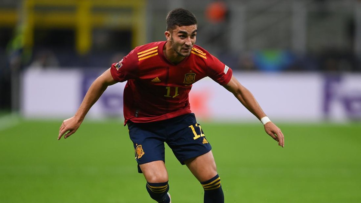 Pemain baru Barcelona, Ferran Torres. (Mike Hewitt/Getty Images)