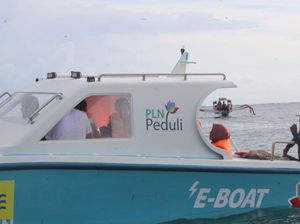 Keren! Indonesia Sudah Punya Perahu Bertenaga Listrik