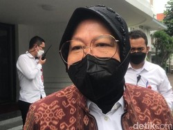Risma: Beras Bansos Dikubur di Depok Sebelumnya Kehujanan, Sudah Diganti