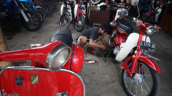 Meraup Cuan dari Bisnis Restorasi Motor Jadul