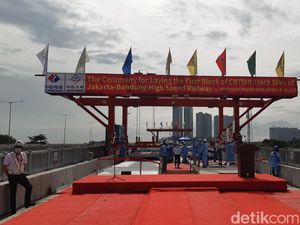 Rel Kereta Cepat Dipasang dari Arah Bandung ke Jakarta, Apa Alasannya?