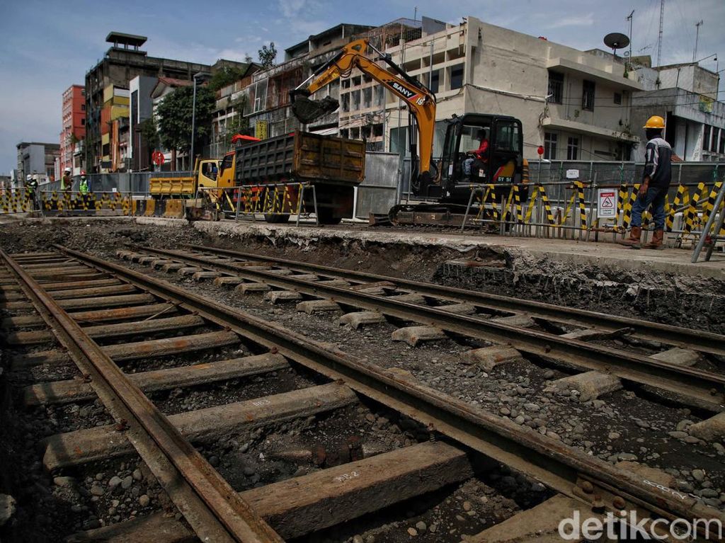 Sepenggal Kisah dari Temuan Harta Karun di Proyek MRT Jakarta Sepenggal Kisah dari Temuan Harta Karun di Proyek MRT Jakarta