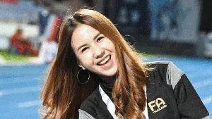 10 Potret Cantik WAGs Indonesia vs Thailand: Polwan-Aktris
