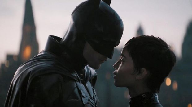 Zoë Kravitz sebagai Catwoman di The Batman.