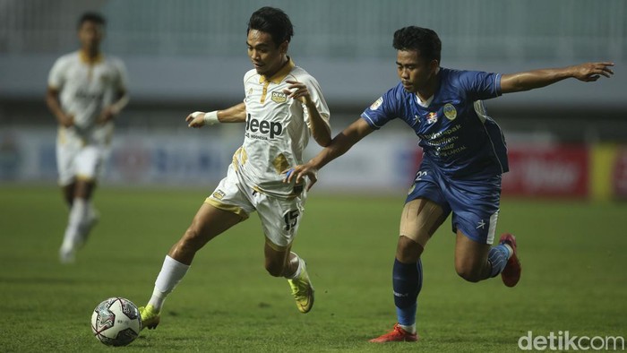 Martapura Dewa United mengalahkan PSIM Yogyakarta pada perebutan posisi ketiga Liga 2 2021, Kamis (30/12/2021). Mereka pun meraih tiket promosi ke Liga 1 2022.