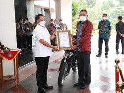 Capai Target Vaksinasi dalam 10 Hari, Bupati Kolaka Diapresiasi Mendagri