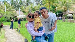 7 Momen Fuji & Fadly Bareng Gala Sky di Bali, Liburan Sambil Mengenang Kakak