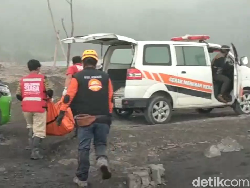 Saat Relawan Semeru Ditertawakan Karena Beri Imbauan ke Masyarakat