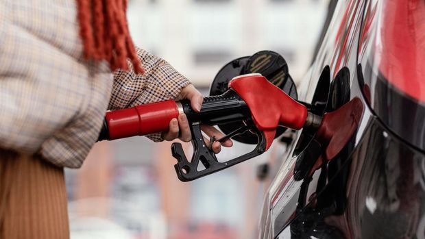 Ilustrasi Pengisian BBM