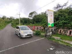 Mobil Bisa Berjalan Sendiri di Bukit Ajaib Ini, Ilusi atau Magis?