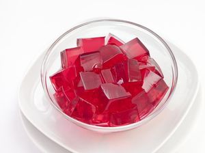 7 Camilan Hits 2021 Ini Sebabkan Antrean Panjang sampai Bikin Nostalgia!