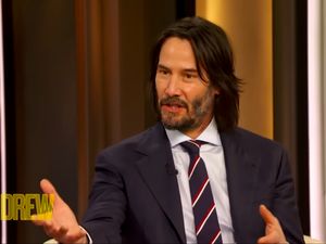 Resep Keanu Reeves Awet Muda dan Tetap Bugar Resep Keanu Reeves Awet Muda dan Tetap Bugar