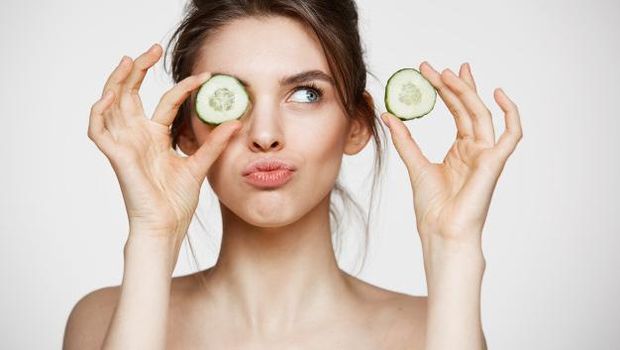 Manfaat masker timun/Foto: Freepik/cookie_studio