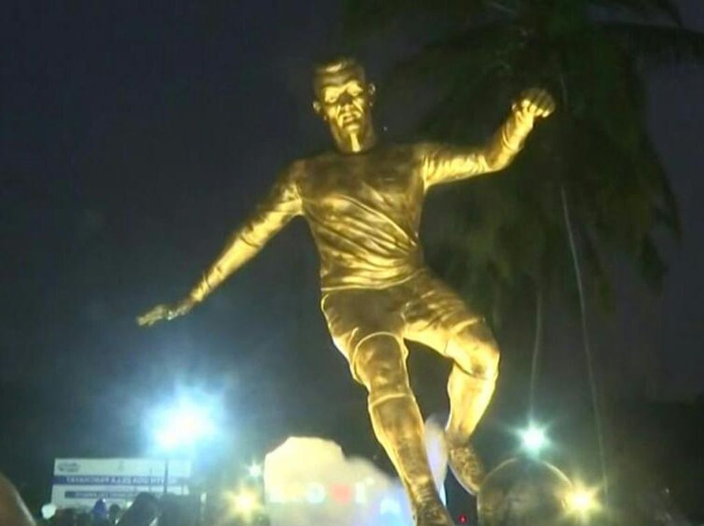 Baru Diresmikan, Patung Ronaldo di India Tuai Kontroversi