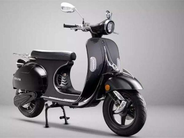 Ada yang Klasik tapi Bukan Vespa, Ini Skuter Listrik One Moto Electa