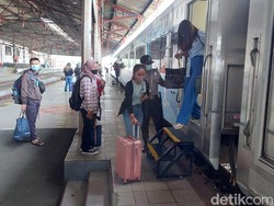 Daop 7 Madiun Tolak 1.248 Calon Penumpang Kereta Api yang Tak Penuhi Prokes