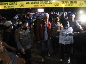 RSUP Kariadi Kebakaran, Ganjar: Pasien Dievakuasi Malah Curhat Sepakbola RSUP Kariadi Kebakaran, Ganjar: Pasien Dievakuasi Malah Curhat Sepakbola