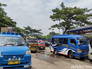 Tak Ada Lonjakan Penumpang di Terminal Rangkasbitung Jelang Tahun Baru