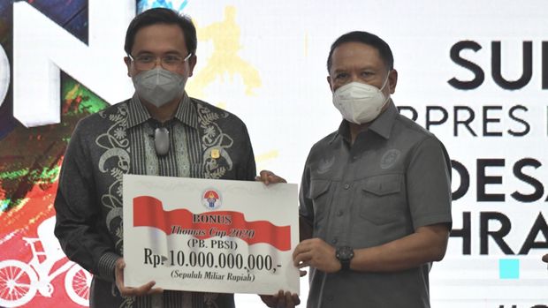 Pemerintah melalui Kementerian Pemuda dan Olahraga Republik Indonesia (Kemenpora RI) memberikan apresiasi dan bonus kepada tim Indonesia yang telah meraih juara Piala Thomas 2020.