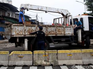 Cegah Kerumunan Saat Malam Tahun Baru, Jalan di Kemayoran Ditutup