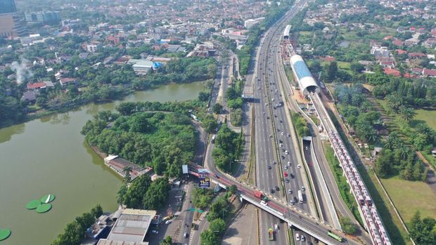 Ilustrasi arus kendaraan di Tol