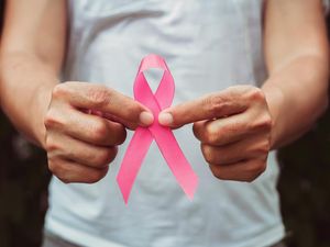 Pentingnya Deteksi Dini Kanker Payudara, Cegah Penyakit Menyebar ke Organ Lain Pentingnya Deteksi Dini Kanker Payudara, Cegah Penyakit Menyebar ke Organ Lain