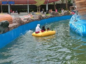 Kolam Arus Ombak Air Panas Garut-Pendaki Open Trip Rinjani yang Terlantar Kolam Arus Ombak Air Panas Garut-Pendaki Open Trip Rinjani yang Terlantar