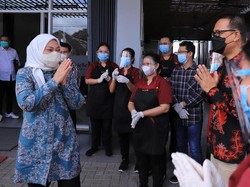 Menaker Temui 14 Pekerja Penerima Program BSU Tahun 2021 di Belitung