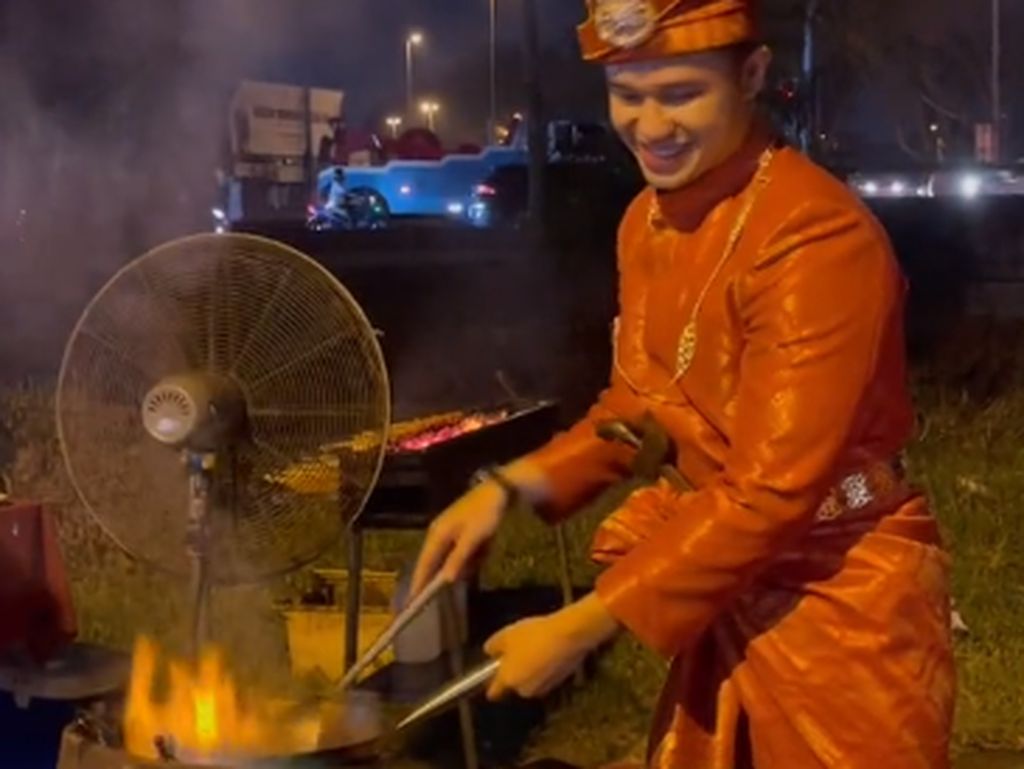 Viral Pria Masak Kwetiau Goreng Sendiri di Pesta Pernikahan Viral Pria Masak Kwetiau Goreng Sendiri di Pesta Pernikahan