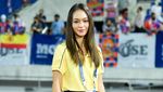 Foto: Madam Pang dan Prang Nuanwan, Ibu-Anak Jelita Gila Bola