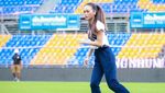 Foto: Madam Pang dan Prang Nuanwan, Ibu-Anak Jelita Gila Bola