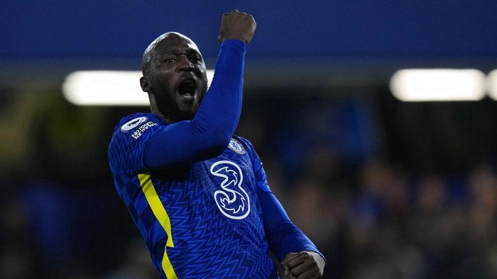 Chelseas Romelu Lukaku celebrates after scoring his sides opening goal during the English Premier League soccer match between Chelsea and Brighton at Stamford Bridge Stadium in London, England, Wednesday, Dec. 29, 2021. (AP Photo/Alastair Grant)