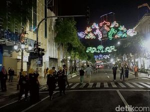 Jadi Lokasi Ngabuburit, CFD di Surabaya Digelar Sore Hari Saat Ramadan Jadi Lokasi Ngabuburit, CFD di Surabaya Digelar Sore Hari Saat Ramadan