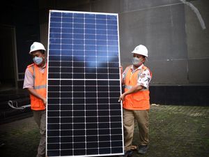 Pemerintah Bagi-Bagi Voucher PLTS Atap, Begini Aturan Pasangnya