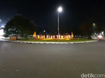 Potret Suasana Sepi Alun-alun Sumedang Saat Malam Tahun Baru