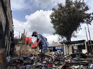 7 Bangunan Hangus Terbakar Gegara Petasan di Kemayoran, Begini Kondisinya